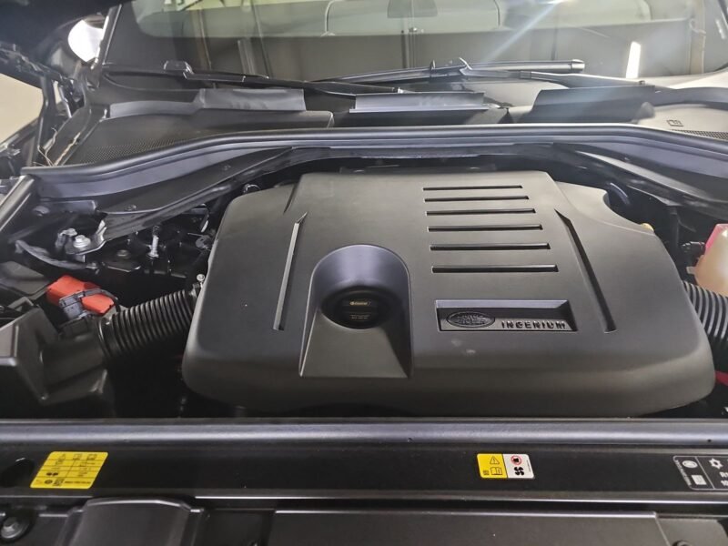 🚙 À Vendre : Land Rover Range Rover SE LWB 2025 – Espace, Luxe et Technologie pour 7 Passagers ! 🚙