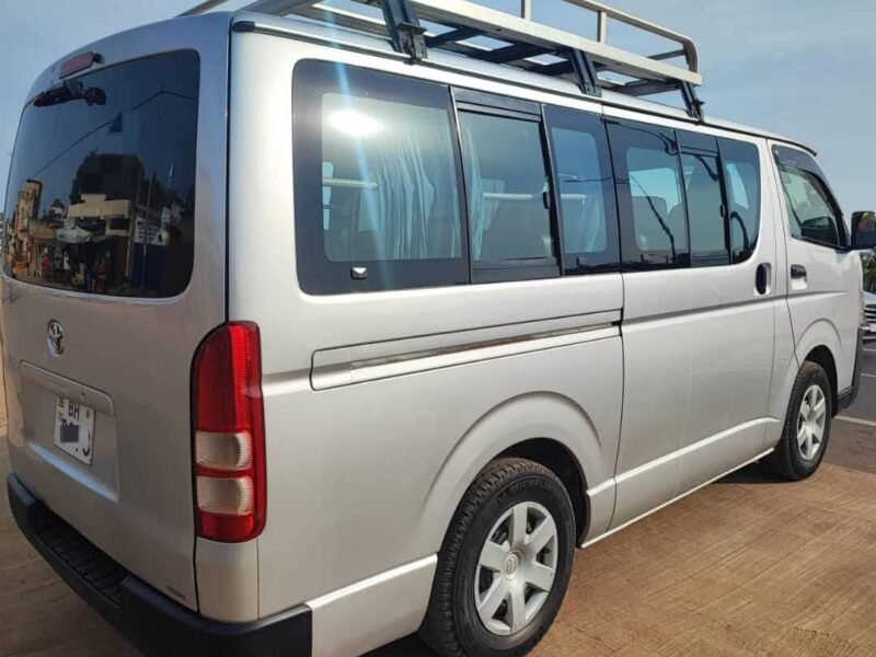 TOYOTA HIACE ANNÉE 2017